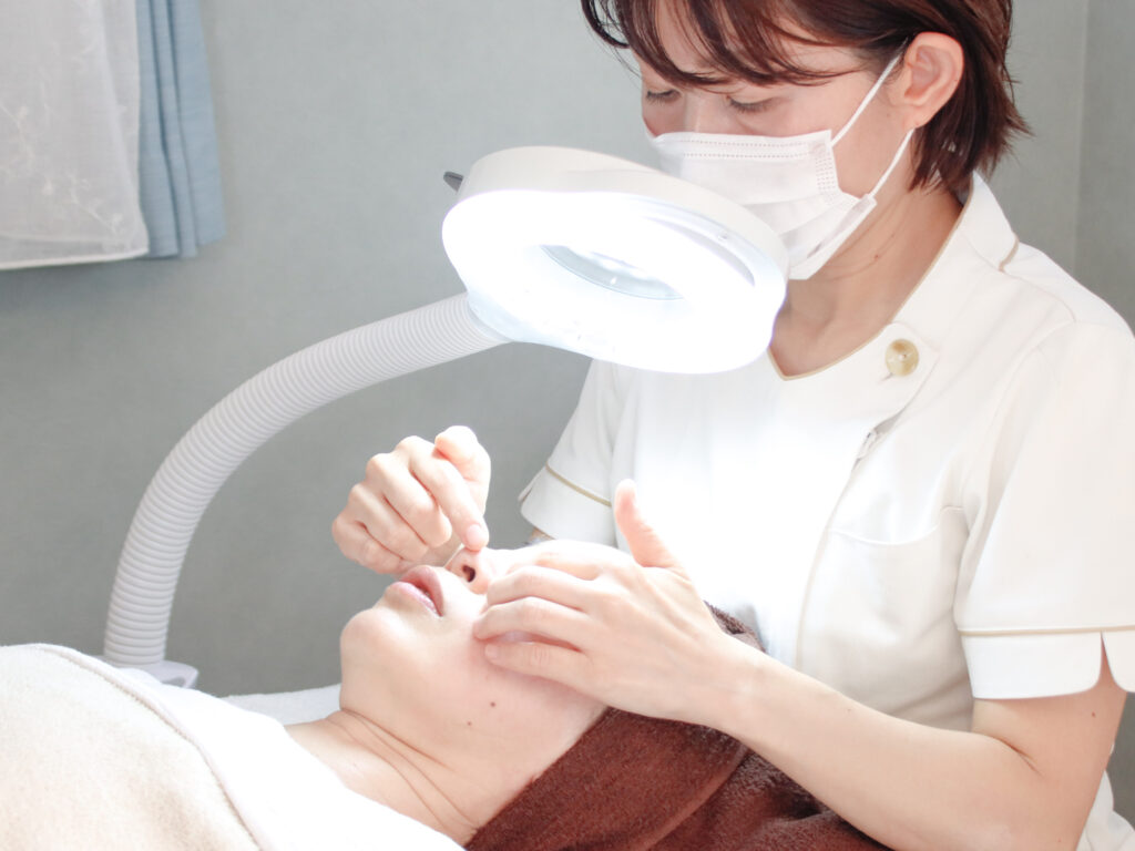 毛穴エクストラクション - 愛知県北名古屋市のエステサロンFavori